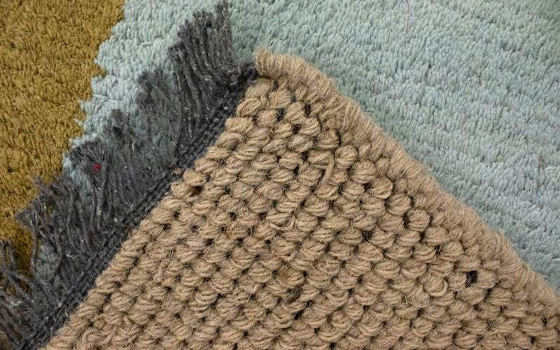 Nepal Teppich 140 x 70 cm - mehrfarbig