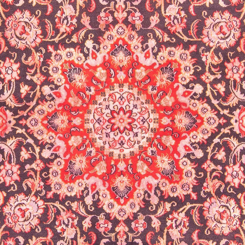 Orientteppich 240 x 172 cm