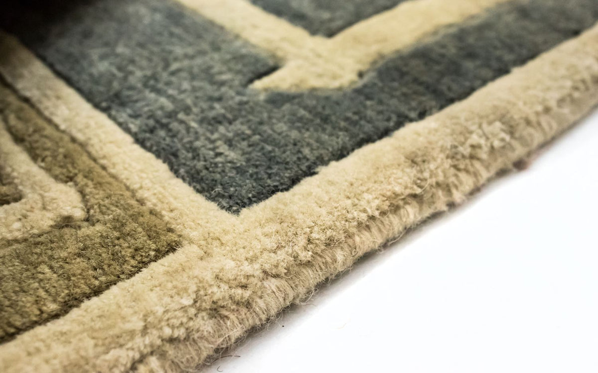 Nepal Teppich 263 x 183 cm