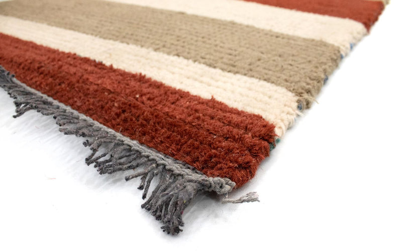 Nepal Teppich 140 x 70 cm - mehrfarbig