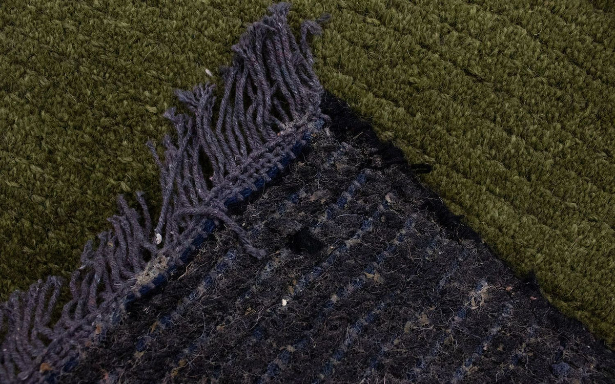 Nepal Teppich 140 x 70 cm - grün