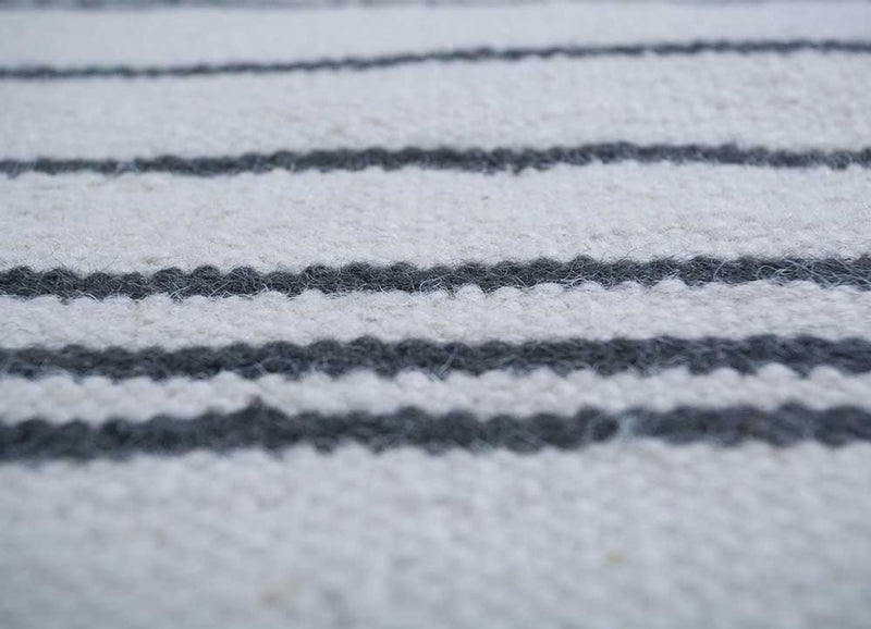 Wollteppich - 240 x 150 cm - hellgrau