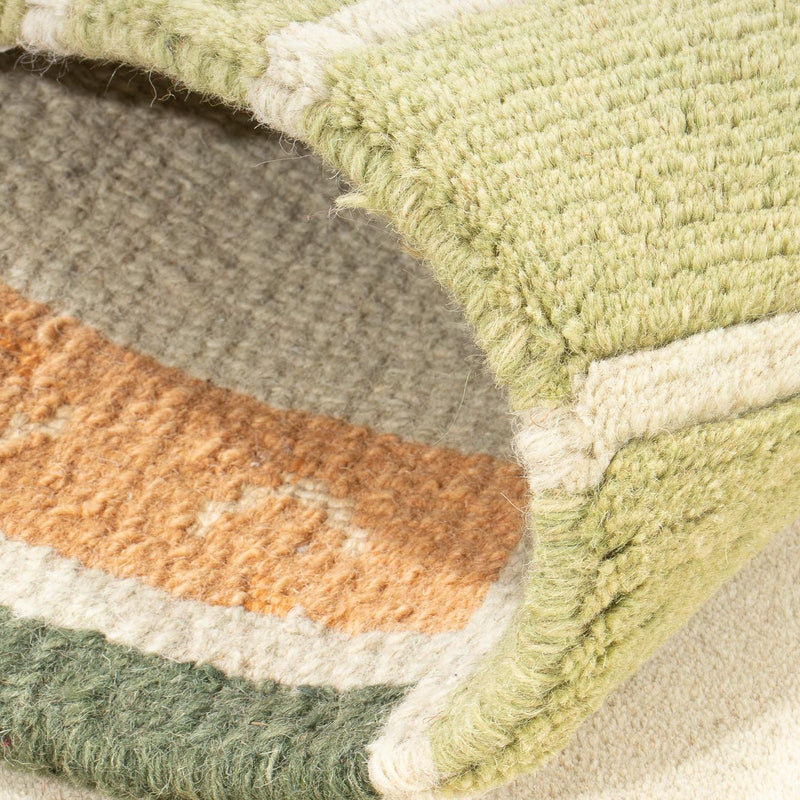 Nepal Teppich - 140 x 70 cm - olivgrün