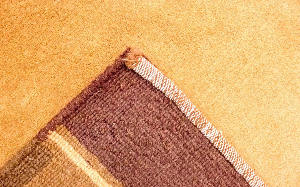 Nepal Teppich 201 x 146 cm - orange