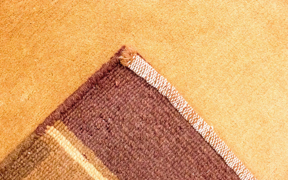 Nepal Teppich 201 x 146 cm - orange