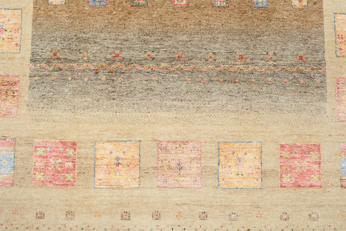 Gabbeh Teppich - Loribaft Indus - 255 x 173 cm - dunkelbeige