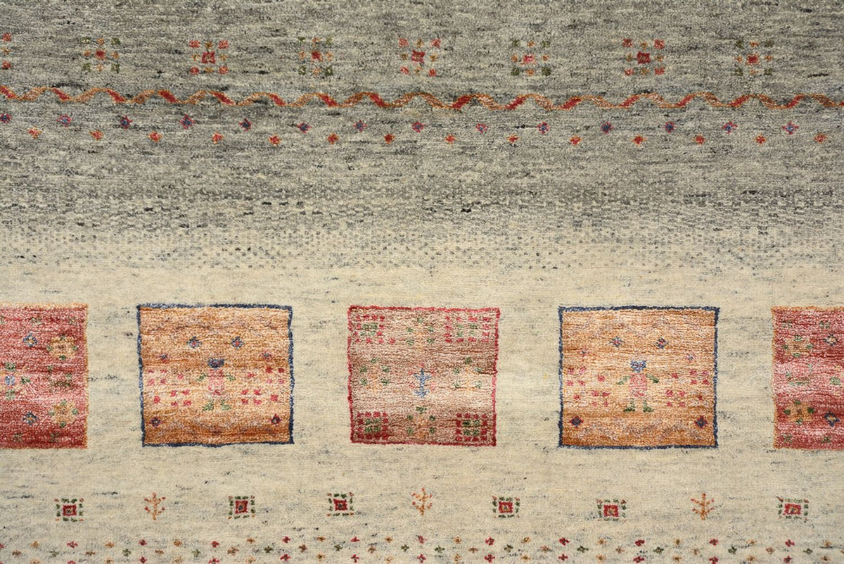 Gabbeh Teppich - Loribaft Indus - 207 x 158 cm - dunkelbeige