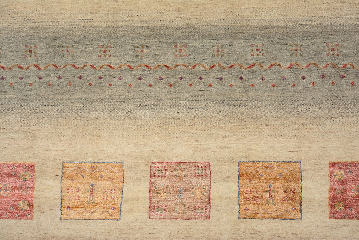 Gabbeh Teppich - Loribaft Indus - 351 x 254 cm - dunkelbeige