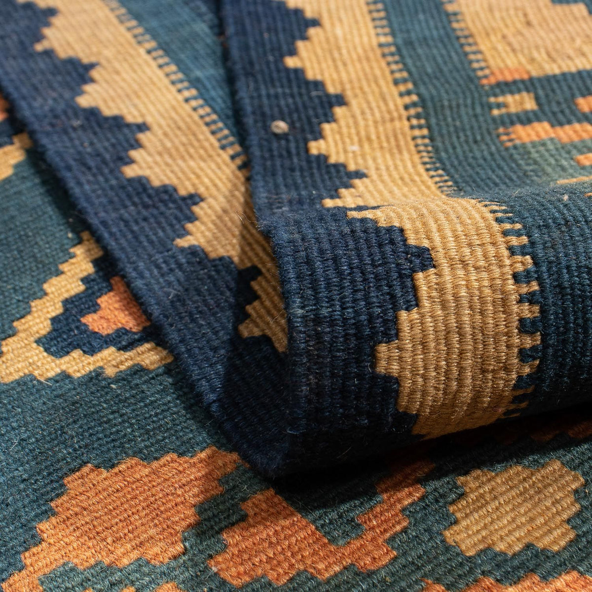 Kelim Teppich - Oriental 195 x 157 cm