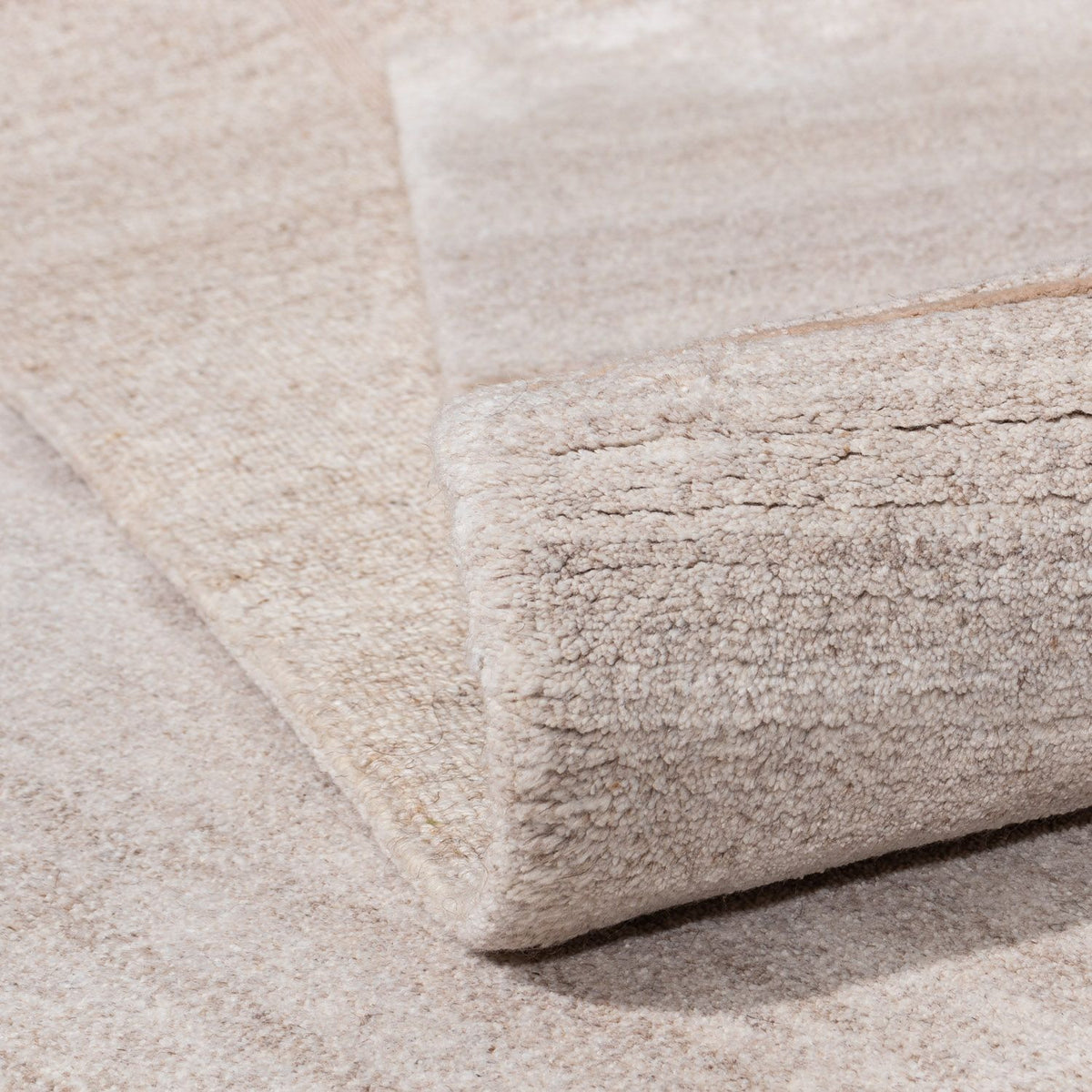 Nepal Teppich 350 x 250 cm - beige