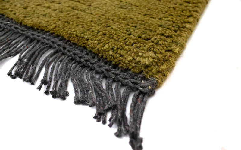 Nepal Teppich 140 x 70 cm - grau
