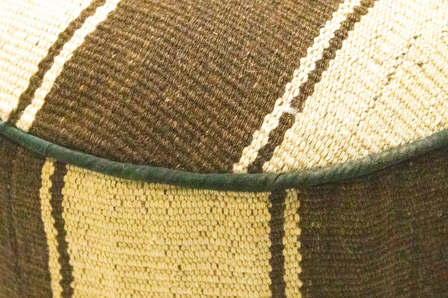 Sitzmöbel sonderform  - 42 x 36 cm - mehrfarbig