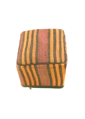 Posti a sedere forma speciale  - 30 x 30 cm