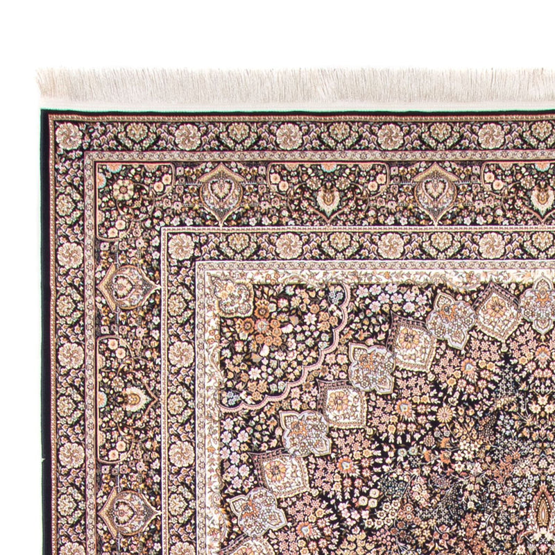 BK12-1203-300x200