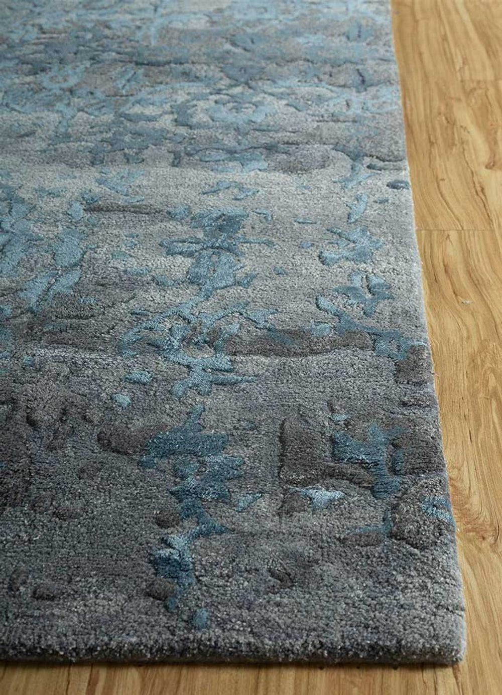 DP02-RUG1125762-240x150