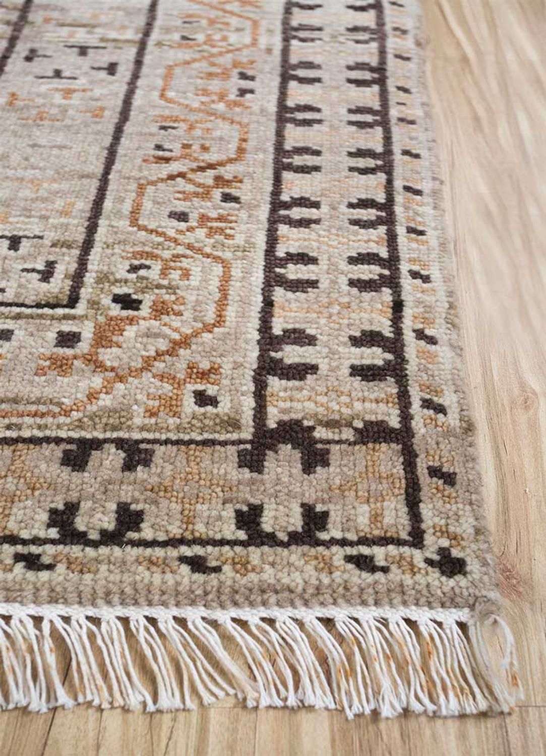 Tapis oriental Ermias