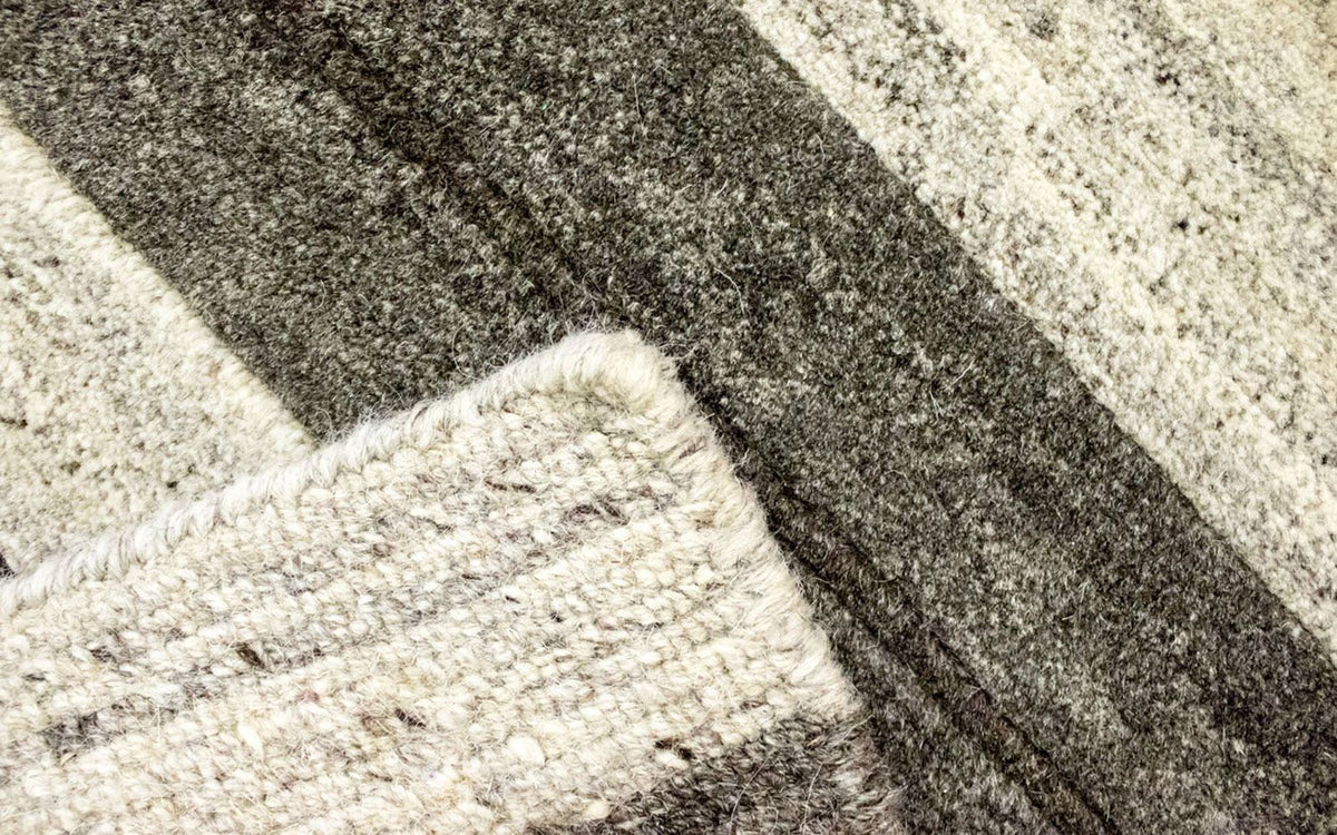 Nepal Teppich 183 x 125 cm