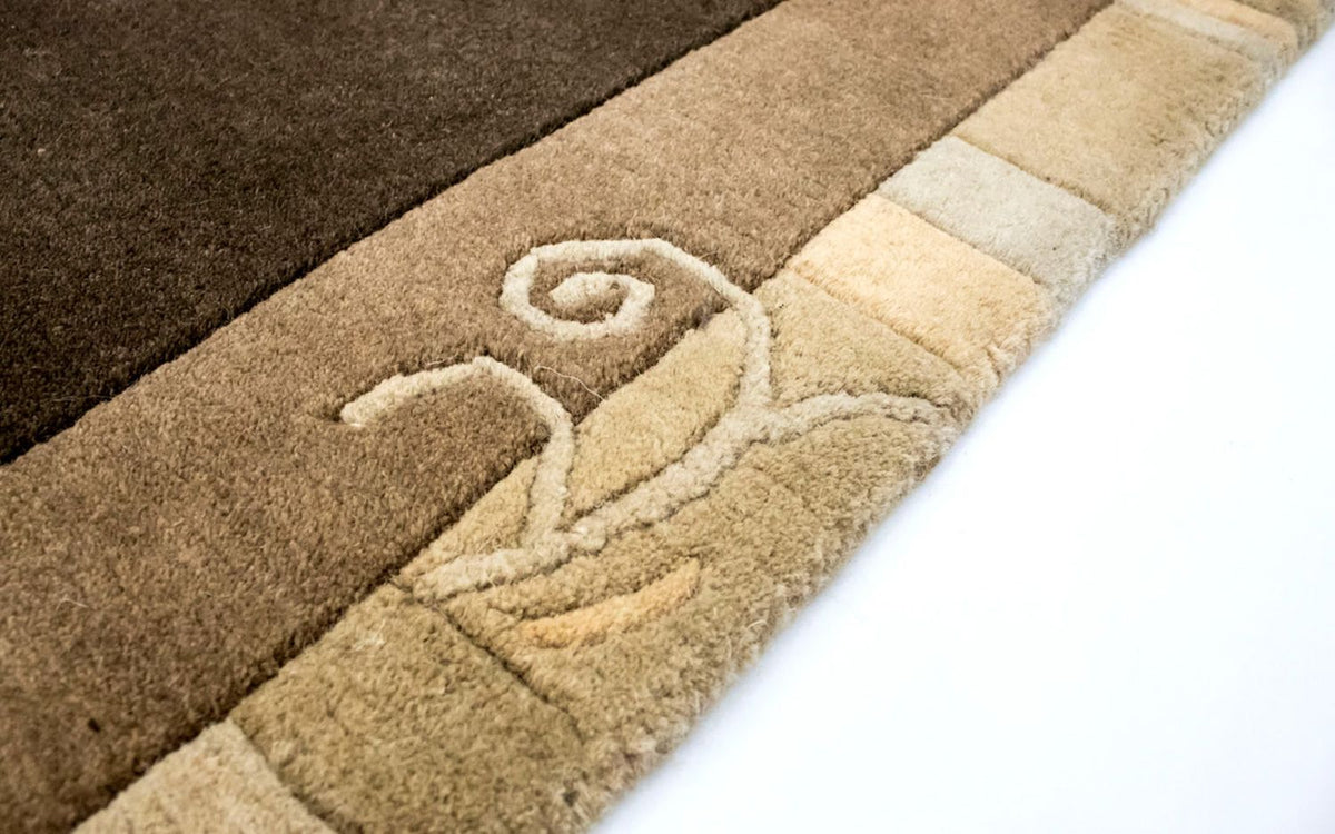 Nepal Teppich 197 x 143 cm - braun