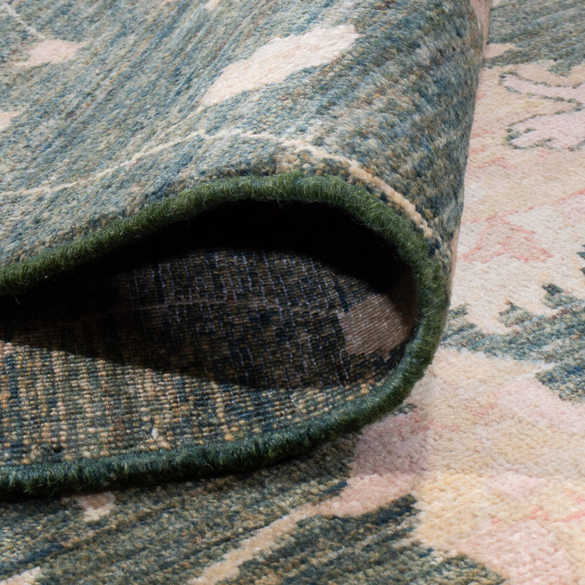 Ziegler Teppich - 348 x 256 cm - olivgrün