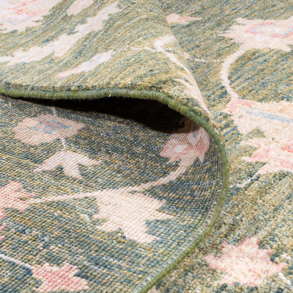 Ziegler Teppich - Ariana - 238 x 177 cm - olivgrün