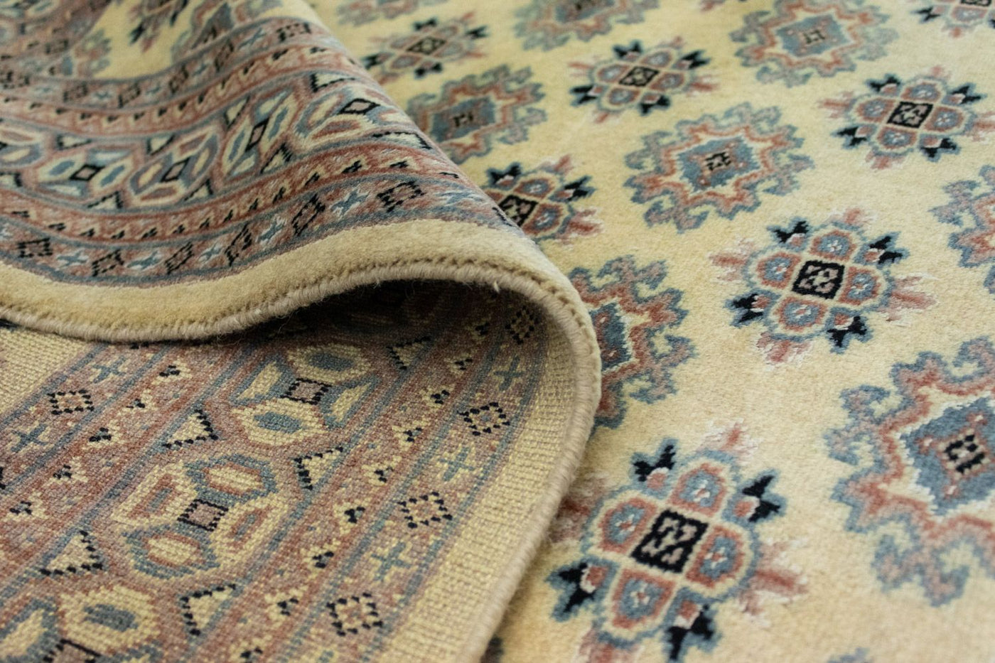 Tapis Pakistani 184x122cm - Tapis oriental