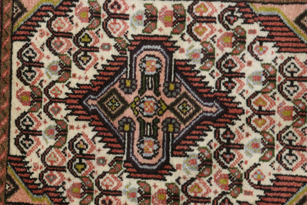 Perserteppich - Nomadic quadratisch  - 71 x 65 cm - hellbeige