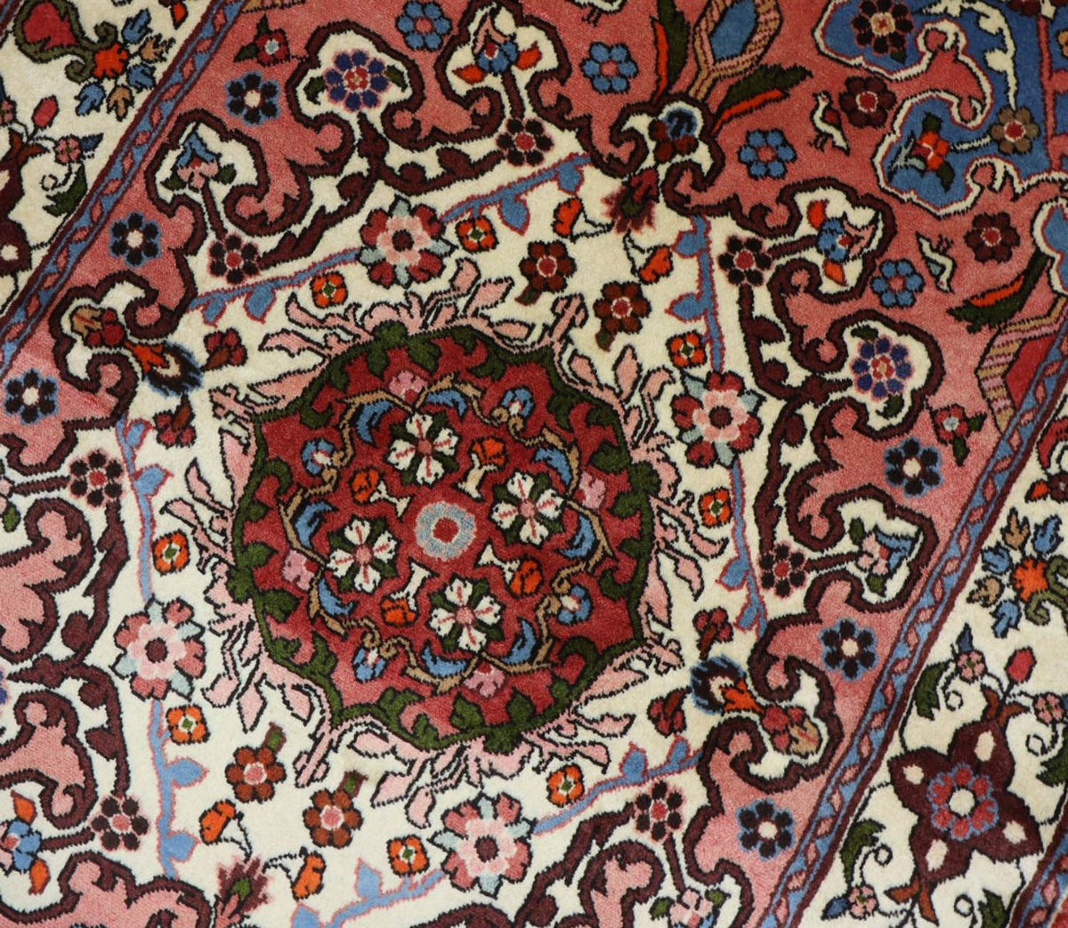 Perserteppich - Nomadic 230 x 127 cm - hellrot