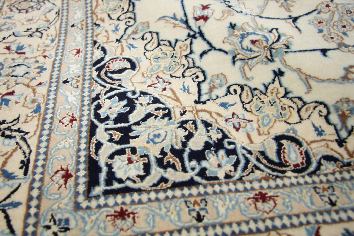 Nain - 6 la Tappeto 205x125cm - Tappeto persiano