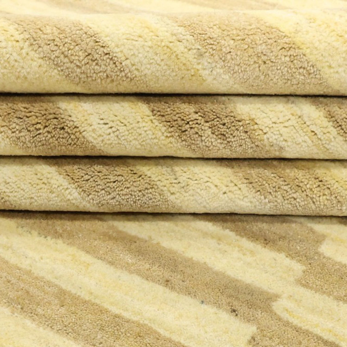 Gabbeh Teppich - Loribaft Perser - 292 x 198 cm - hellbeige