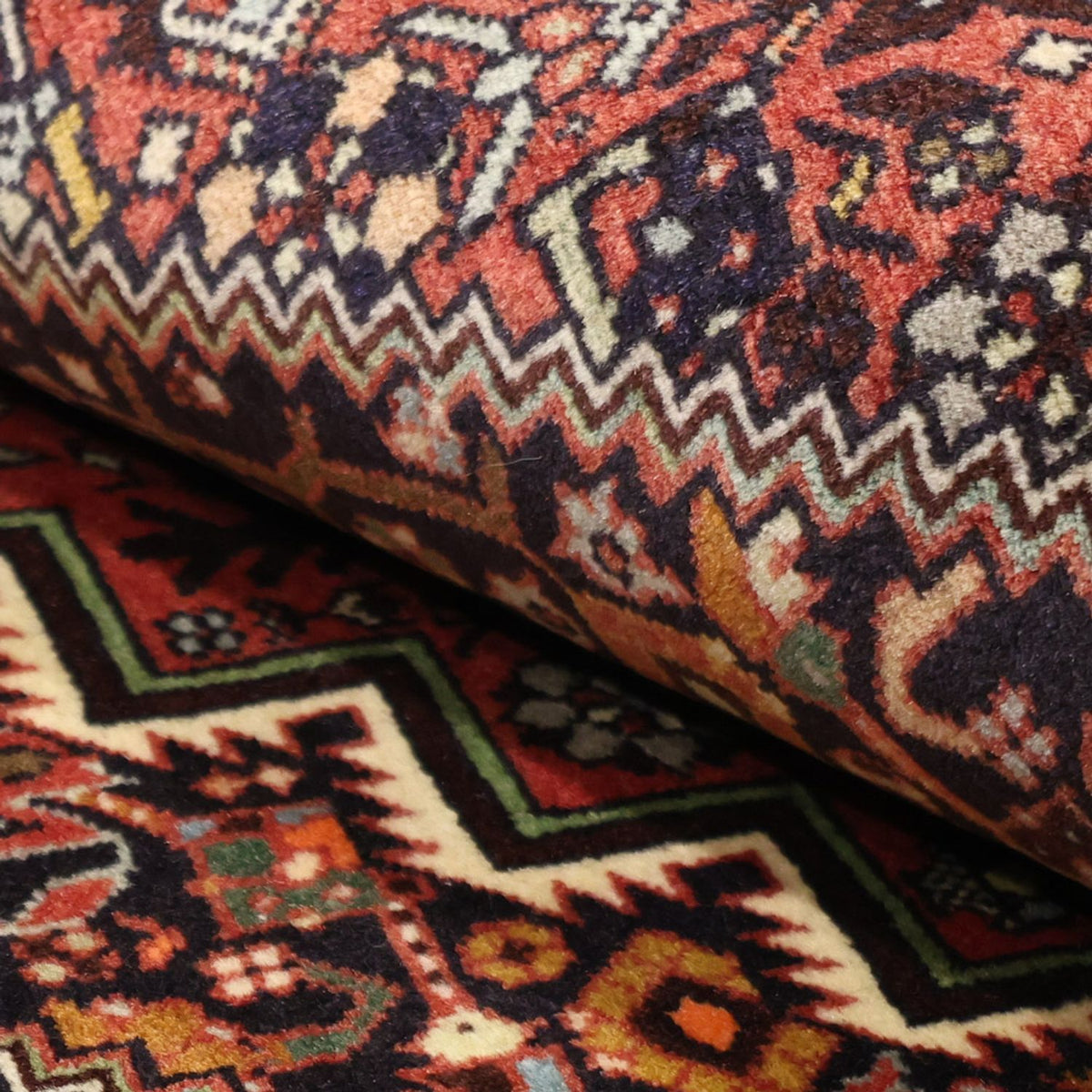 Perserteppich - Nomadic - 145 x 103 cm - dunkelrot