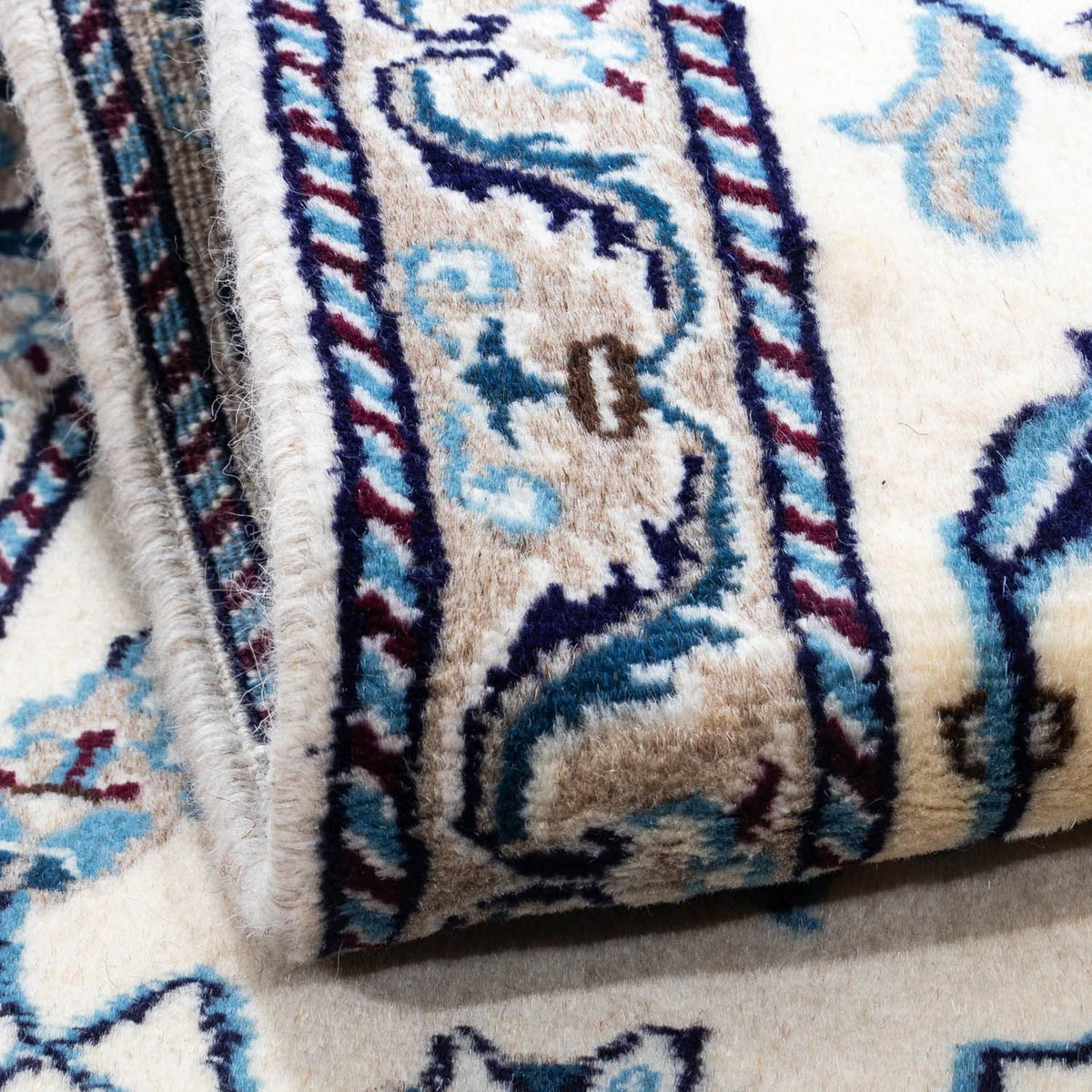 Perserteppich - Nain 130 x 69 cm - beige