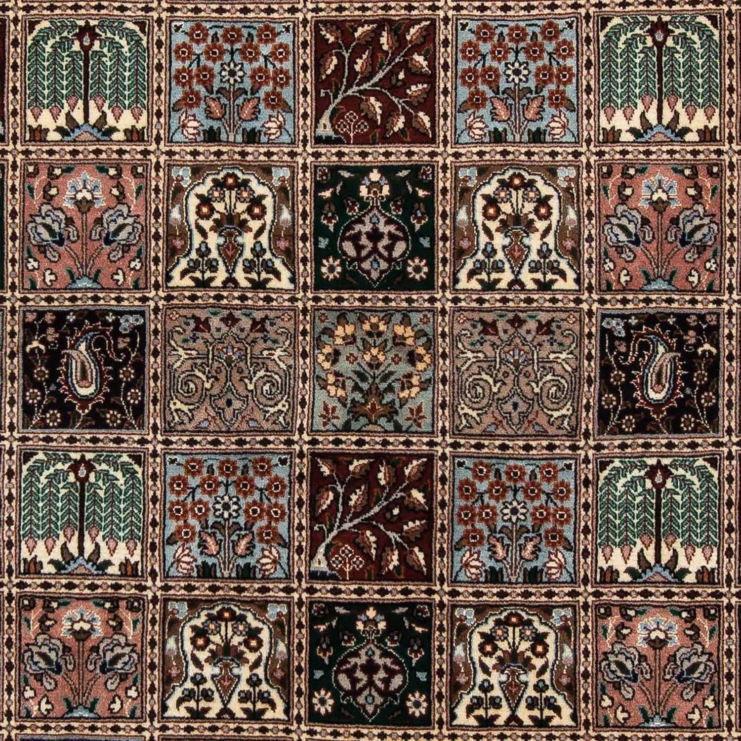 Perserteppich - Classic 235 x 184 cm